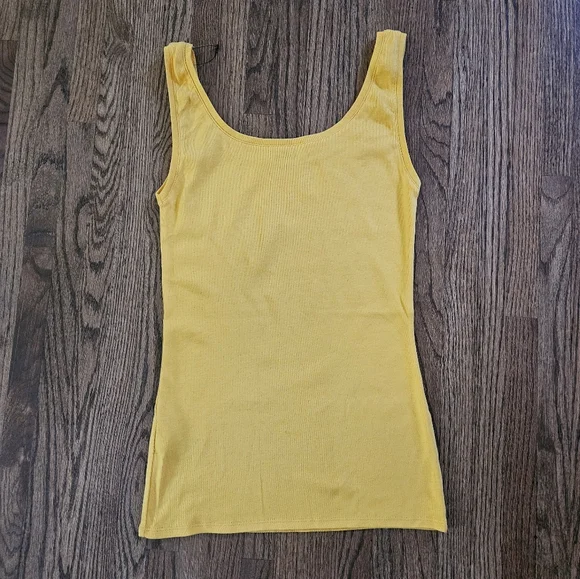 Tank top - Picture 2 of 3